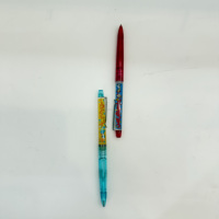 Stylo bille liquide vert à huile avec insert personnalisé en PVC, logo flottant personnalisé, souvenir promotionnel publicitaire
