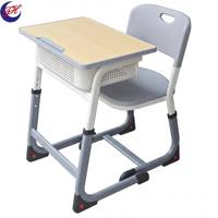 Ensemble bureau et chaise réglables multi-tailles pour étudiants, table d'étude moderne pour salles de classe destinée aux établissements d'enseignement (vente en gros)