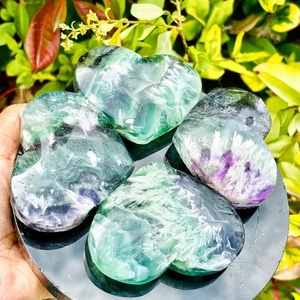 1 Pieza de Cristal de Fluorita Natural en Forma de Corazón, Pulido, con Tema de Amor, para Regalo de Boda y Decoración Artesanal - Product Image 2