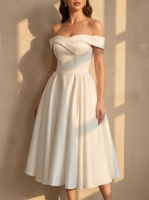 Gaun Pengantin Off Shoulder untuk Pengantin Wanita Ukuran Besar Model A-line Gaun Pengantin Kustom Satin Ivory Grosir