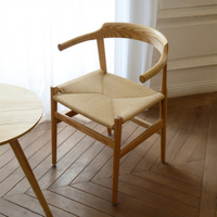 Tabouret de bar en bois d'hévéa, style scandinave moderne du milieu du siècle, siège rembourré noir, fabricant en gros avec repose-pieds
