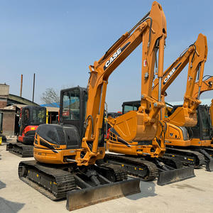 Excavatrice compacte CASE 55B légère, flexible et maniable, adaptée aux opérations dans les espaces étroits. - Product Image 6