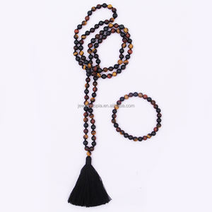 Bracciale Mala 108 Fatto a Mano con Perline di Quarzo Naturale a <span class=keywords><strong>Tre</strong></span> Colori e Nappa Nera - Product Image 4