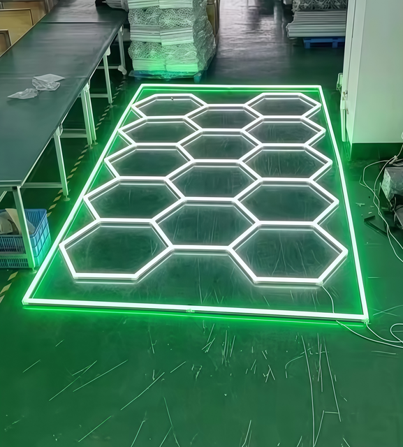 KCX High Brightness LED Work Light Barbershops Ceiling Light 14-Grid Hexagon with Green Border Led Wall Detailing Car Wash Led