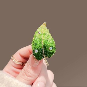 Cristal Verde Broche Folha Nicho de alta qualidade Design Sense Temperamento Corsage Broche - Product Image 1