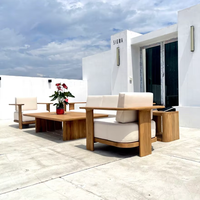 Ensemble de canapés de jardin en teck classique et moderne, couleur et taille personnalisables, garantie 1 an, pour fermes, cours, hôtels, parcs, villas et jardins.