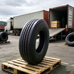 Nouveaux pneus radiaux sans chambre à air à motif de roulement pour camions lourds de marque personnalisée 295/80R22.5, pneus de camion robustes pour routes minières - Product Image 1
