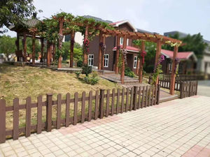 Pannello Decorativo WPC Effetto Legno Naturale per Recinzione 1500mm(<span class=keywords><strong>L</strong></span>)*650mm(H) - Product Image 6