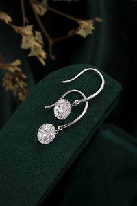Pendientes Colgantes de Oro Rosa con Diamantes Redondos de 10K, Joyería de Moda para Mujer - Product Image 3