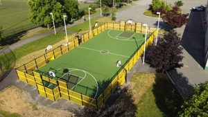 Terrain <span class=keywords><strong>de</strong></span> football SkyJade <span class=keywords><strong>Cage</strong></span> <span class=keywords><strong>avec</strong></span> <span class=keywords><strong>filet</strong></span> anti-balles et gazon artificiel sans remplissage, structure en acier galvanisé à chaud <span class=keywords><strong>avec</strong></span> éclairage 200W - Product Image 3
