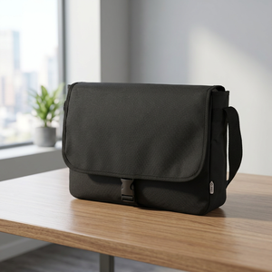 Borsa a Tracolla da Uomo Senza Marca 6L Realizzata in Plastica Riciclata Eco-Friendly Modello 120622-2 - Product Image 2