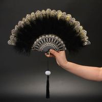 Éventail pliant en plumes I-0496, style féerique, gothique sombre, pour danse de cour, avec pendentif, cadeau, décoration de mariage et de fête