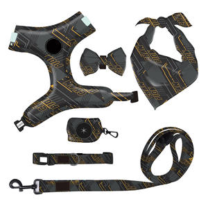 Set di 6 Pettorine Trendy e Confortevoli in Nylon Morbido con Chiusura a Bottone per Gatti e Cani - Product Image 3