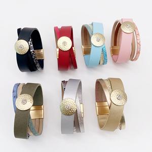 Bracelet en cuir pour femme, fermoir magnétique <span class=keywords><strong>haut</strong></span> <span class=keywords><strong>de</strong></span> <span class=keywords><strong>gamme</strong></span>, cœur, bracelet en cuir enveloppant, qualité punk, métal, cristal, pierre, <span class=keywords><strong>bijoux</strong></span> <span class=keywords><strong>fantaisie</strong></span>, cadeau - Product Image 4