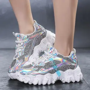 2023 Nieuwe Collectie Fantasie Damesschoenen Platform Mode Daddy Schoenen Strass Glanzende Casual Schoenen Voor Dames