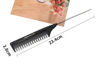 Peigne à queue de rat professionnel en acier inoxydable pour séparer les cheveux, peigne à dents fines en fibre de carbone antistatique noir avec logo personnalisé