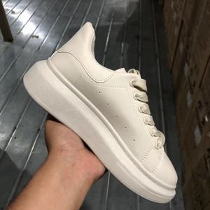 Scarpe da ginnastica da <span class=keywords><strong>donna</strong></span> <span class=keywords><strong>beige</strong></span> di alta qualità di marca di moda scarpe da <span class=keywords><strong>donna</strong></span> piatte casual da passeggio in stile da corsa - Product Image 3