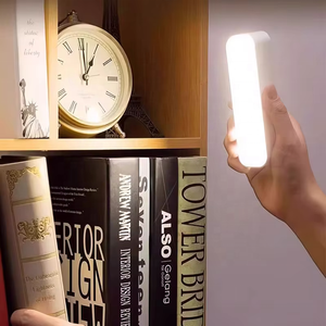 Lampe LED magnétique rechargeable par USB, 3 températures de couleur, sans fil, à coller au mur, pour chambre à coucher, placard, escalier, couloir - Product Image 4
