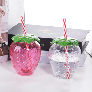 Bouteilles d'eau en plastique transparent avec paille, motif <span class=keywords><strong>fraise</strong></span> mignon, pour enfants, filles et étudiants, pour boissons froides - Vente en gros - Product Image 4