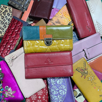 A11 Vente en gros de sacs à main et portefeuilles d'occasion en cuir véritable pour femmes, style rétro, unisexe, de créateurs, commande en gros, grand stock B2B