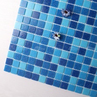 Tuiles de piscine en verre cristal de couleur bleu-vert, mosaïque moderne bon marché pour salle de bain extérieure, sol et mur, Foshan