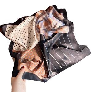 Écharpe en soie de mûrier de luxe de 70 cm² pour femmes, élégante et décontractée, motif géométrique, multifonctionnelle, légère et fine, pour une utilisation en extérieur - Product Image 5