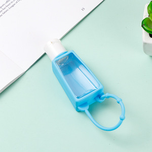 Bouteille trapézoïdale pour animaux de compagnie de 30 ml avec manchon en silicone pour l'emballage de gel désinfectant pour les mains - Product Image 4