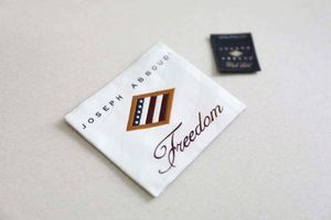 Étiquettes tissées personnalisées pour vêtements, logo de marque en gros, étiquette tissée haute densité pour vêtements - Product Image 6