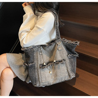 Sac fourre-tout décontracté et polyvalent en jean dégradé, nouveau style, avec fermeture éclair et pompon, grande capacité
