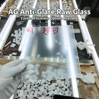 Le verre dépoli anti-reflet AG peut être personnalisé pour les cloisons de aquariums en verre trempé, les panneaux de bureau ou les panneaux d'appareils électroniques.