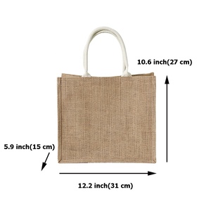 Sacs de courses réutilisables en jute avec logo <span class=keywords><strong>personnalisé</strong></span>, sacs cadeaux en toile laminée pour les packs de bienvenue de mariage - Product Image 2
