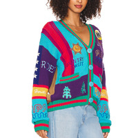 Cardigan en tricot jacquard brodé sur mesure avec poches boutonnées et patchs style Wild West pour femme