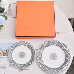 Luxurious Factory Black Style 2 Pcs Set Food Safe High Hard Porcelain Dinner Sets for Hotel Wedding <b>Plate</b> - Product Image 5