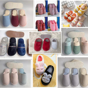 Liquidation à bas prix : Chaussons d'hiver chauds en peluche et coton pour enfants – Stock disponible - Product Image 5
