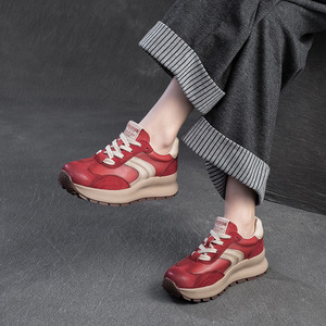Nouvelles baskets décontractées à semelle épaisse et couleurs assorties, style 2026, pour femmes de petite taille, idéales pour la marche urbaine. - Product Image 3