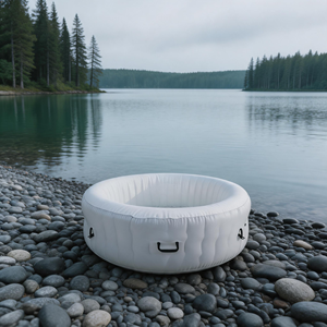 Piscine de thérapie extérieure haut de gamme avec design pliable, construction durable et fonctionnement pratique, bain spa - Product Image 1