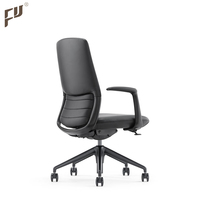 Chaise de bureau exécutive moderne Furicco avec revêtement en cuir PU gris/noir, mécanisme pivotant, garantie de 5 ans