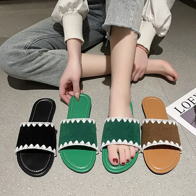 China big size cheap solid slide sandals for ladies outdoor low heel flat colorful slippers for women