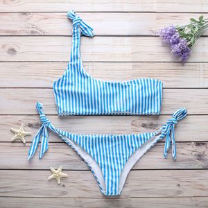 <span class=keywords><strong>ชุด</strong></span><span class=keywords><strong>ว่า</strong></span><span class=keywords><strong>ย</strong></span><span class=keywords><strong>น้ำ</strong></span>บิกินี่ลา<span class=keywords><strong>ย</strong></span>ทางแบบเปิดไหล่ข้างเดียวสำหรับสาว<span class=keywords><strong>สวย</strong></span> <span class=keywords><strong>ชุด</strong></span>สองชิ้น <span class=keywords><strong>ชุด</strong></span>บราแบบระบา<span class=keywords><strong>ย</strong></span>อากาศได้ดี - Product Image 5