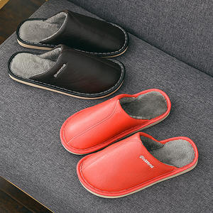 Chaussons d'hiver imperméables et chauds en PU, antidérapants, pour la maison, en cuir - Product Image 5
