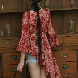 Женское асимметричное платье с рюшами и длинным рукавом - Product Image 3