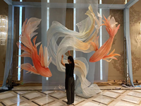 Y1102 Grandes décorations en tissu, œuvre d'art abstraite, installation en tissu, peinture décorative pour hôtels et mariages