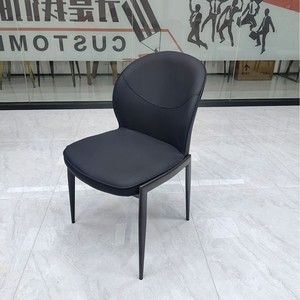 Silla de Comedor de Cuero Minimalista Italiana de Dy Furniture Source Factory, con Respaldo, Asiento Tapizado, Estructura Metálica, Diseño Moderno - Product Image 2
