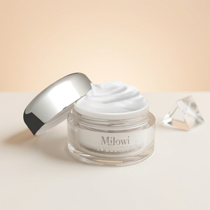 CREMA BLANQUEADORA MILOWI V2 MAGIC RADIANCE 50g Crema Antiarrugas de Aclarado Inmediato para una Piel Hidratada y Radiante - Product Image 1