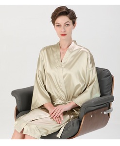 <span class=keywords><strong>Bata</strong></span> de Peluquería Personalizada con Logotipo Personalizado <span class=keywords><strong>para</strong></span> Clientes de Salón de Belleza y SPA, Kimono de Barbería - Product Image 1