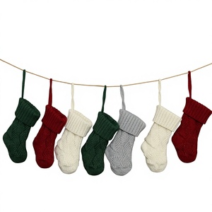 SOLPOP Calcetín Navideño Decorativo Festivo, Bolsa de Dulces Tejida, Mini Calcetines de 5, 7 y 9 Pulgadas, Calcetín de Navidad - Product Image 1