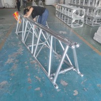 Système de treillis de scène modulaire en aluminium de qualité supérieure, robuste et résistant à l'usure, pour événements et concerts