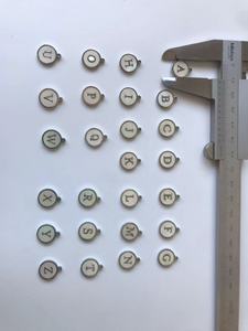Colgante con Rostro de Jesús con Incrustaciones de Diamantes, de Primera Calidad, Listo para Enviar, Estructura Anti-flexión, Acero Fundido al Vacío - Product Image 5