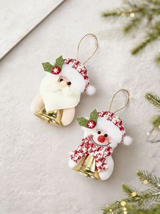 Décorations de Noël en peluche : Père Noël, Bonhomme de neige <span class=keywords><strong>et</strong></span> Ours en peluche avec clochette dorée – Décorations suspendues en tissu doux pour les fêtes - Product Image 5