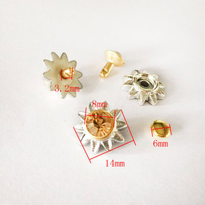 Adornos de diamantes de imitación en forma de estrella, 12 facetas, dorado y rojo, para coser en ropa y accesorios. - Product Image 2